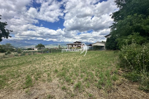 Cavalletto D’Ocre: terreno edificabile pianeggiante